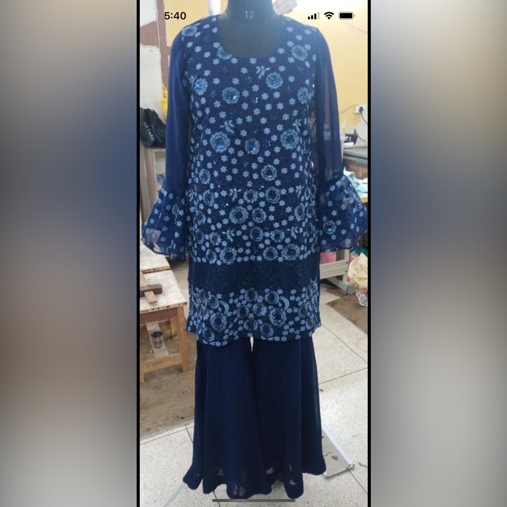 Designer heavy embroidery kurta set with long duppta! - Picture 1 of 16